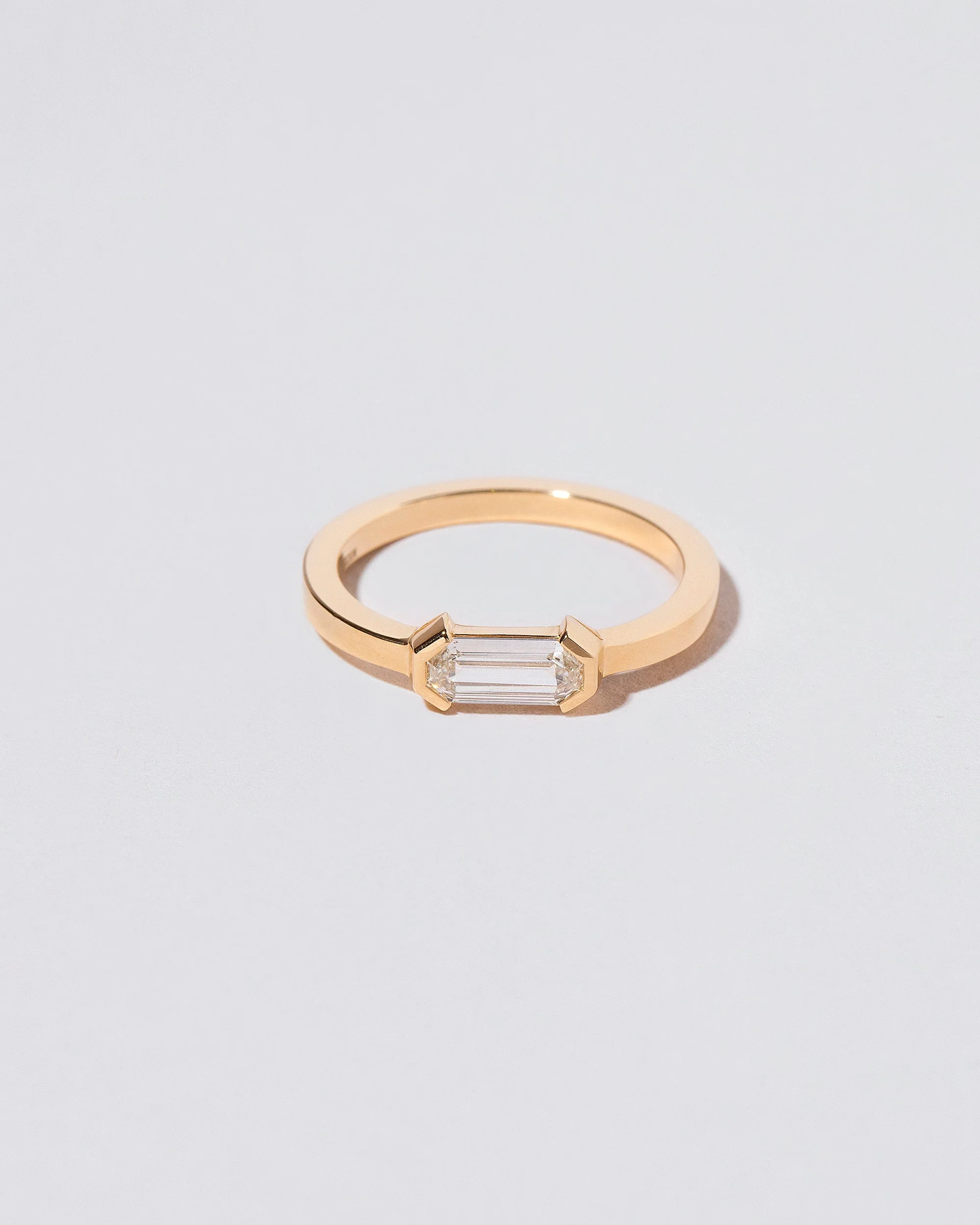 Alcon Ring