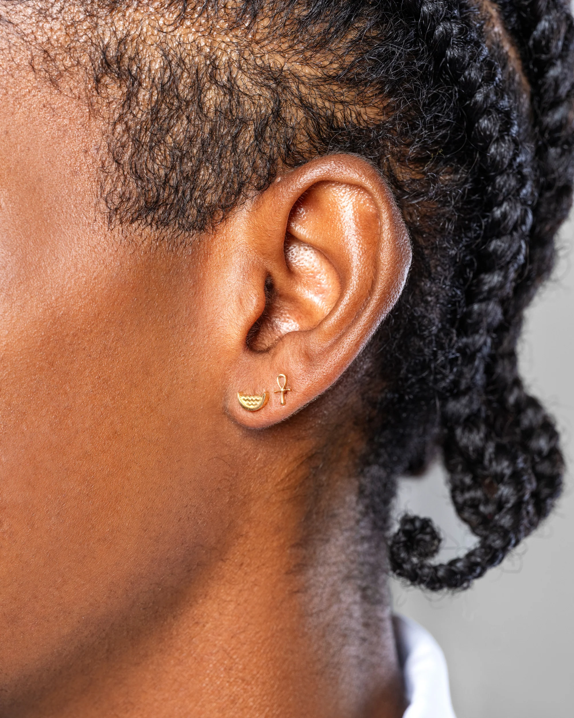 Ankh Stud Earring Single - Image 3