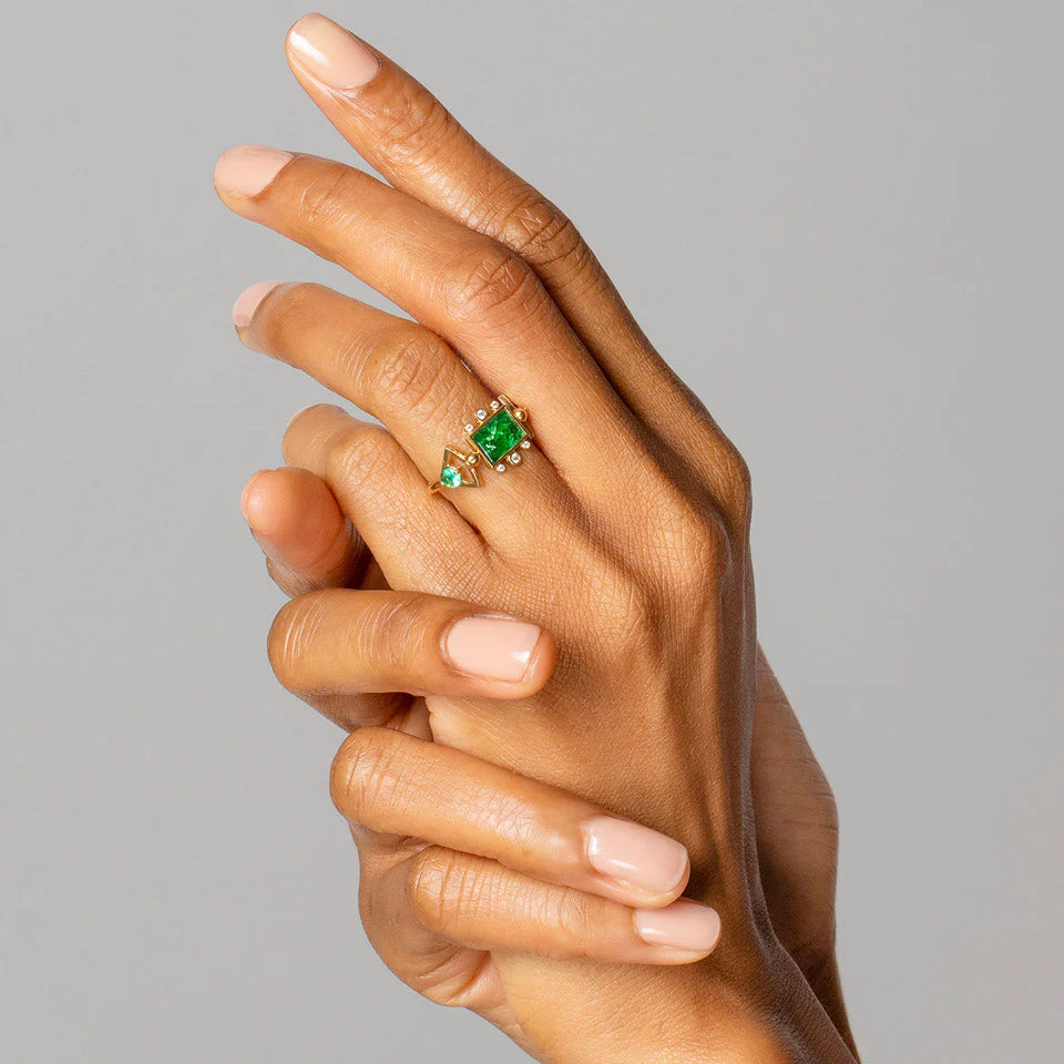 Emerald Lotus Ring - Image 4