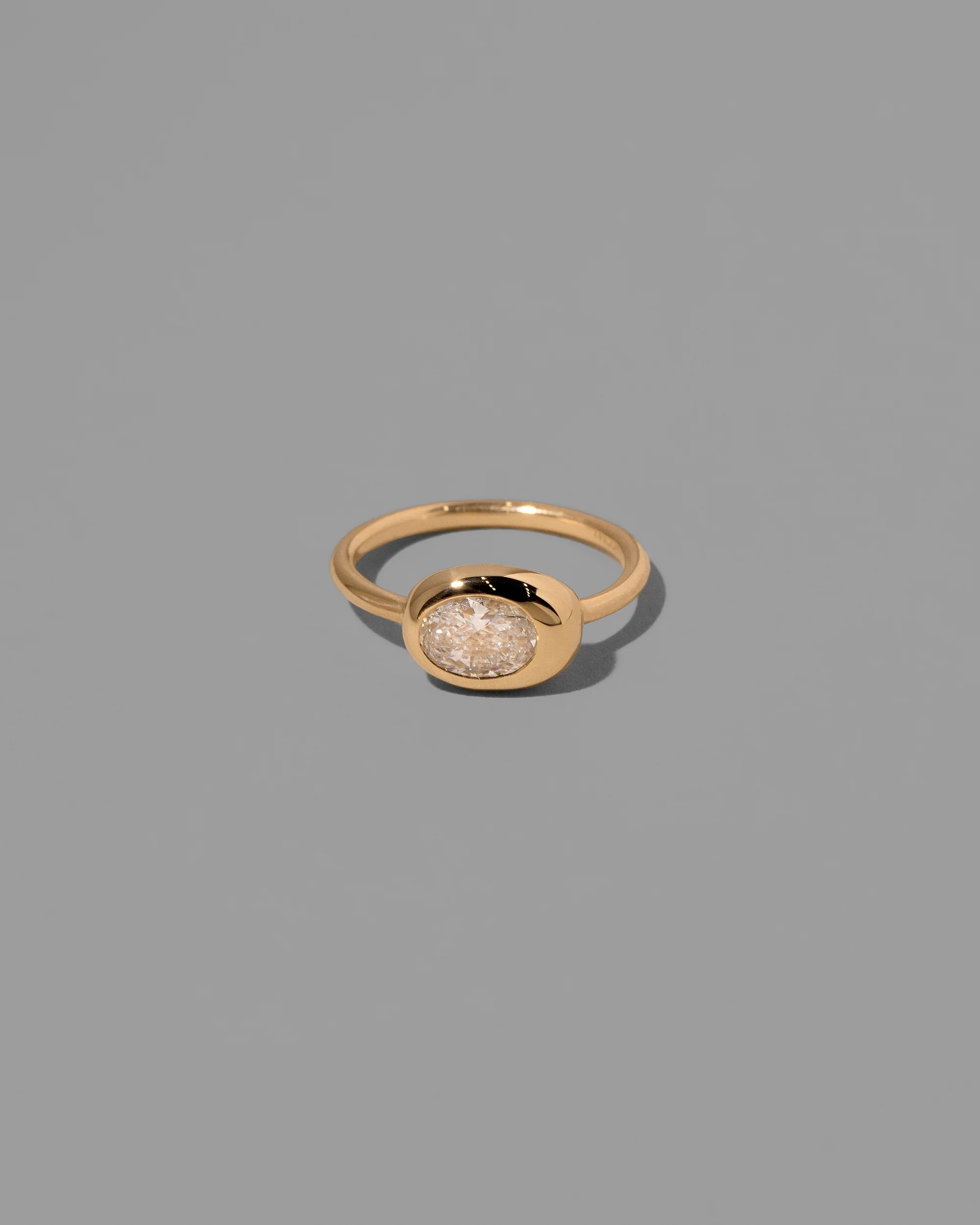 Equalize Ring - Oval Diamond