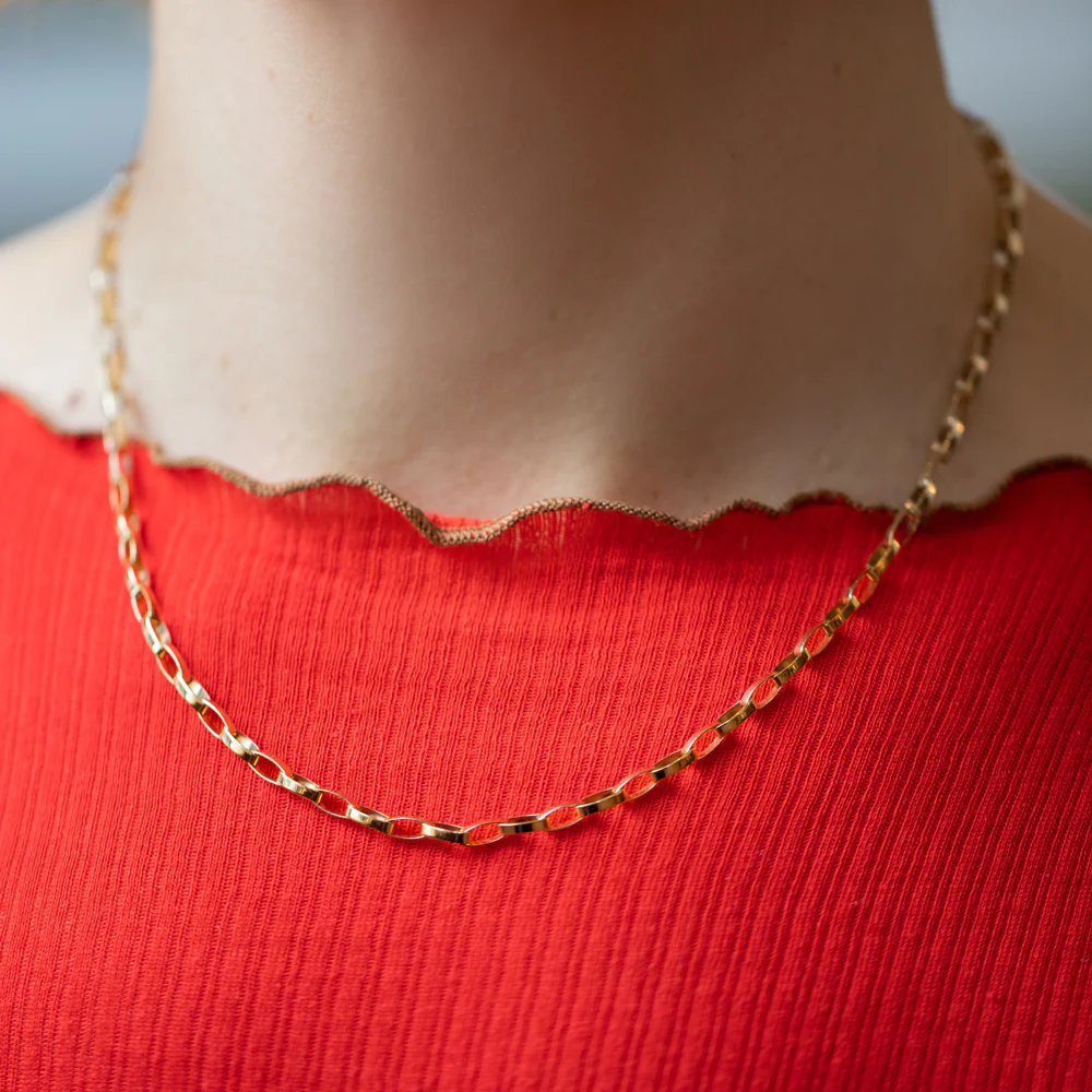 Flat Oval Link Chain Necklace - Image 4