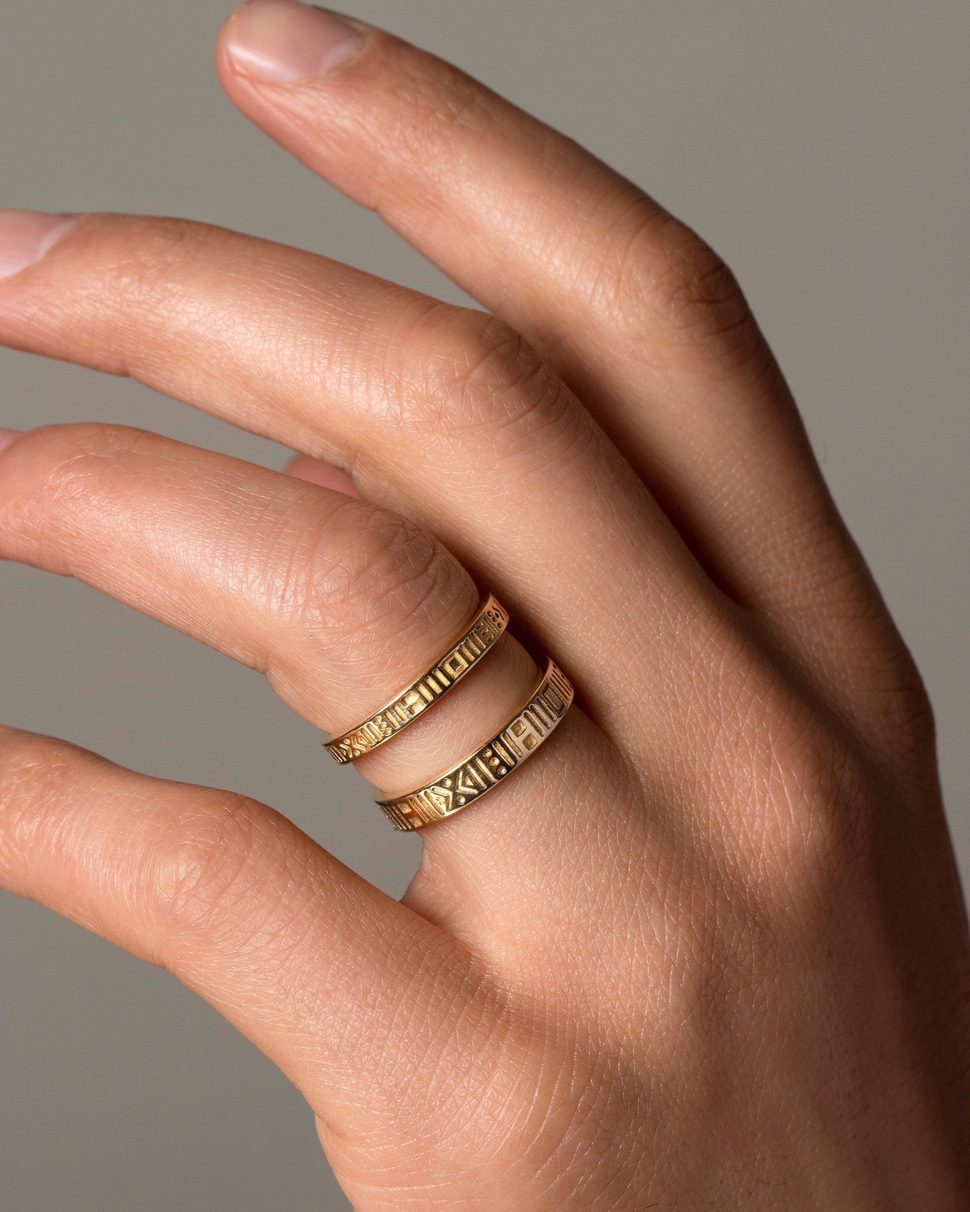 Infinity Etched Band - 4mm - Image 3