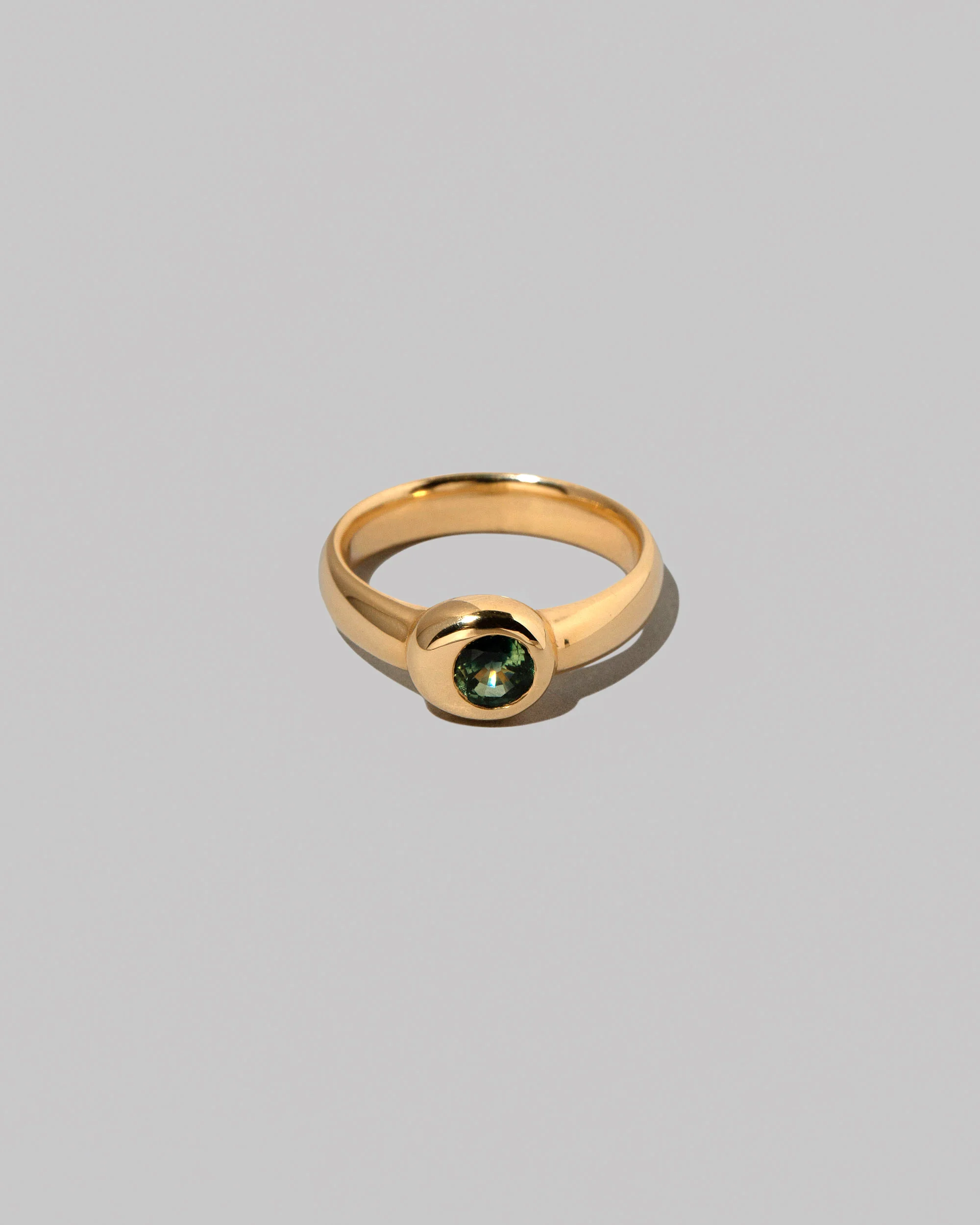 Level Ring - Green Sapphire