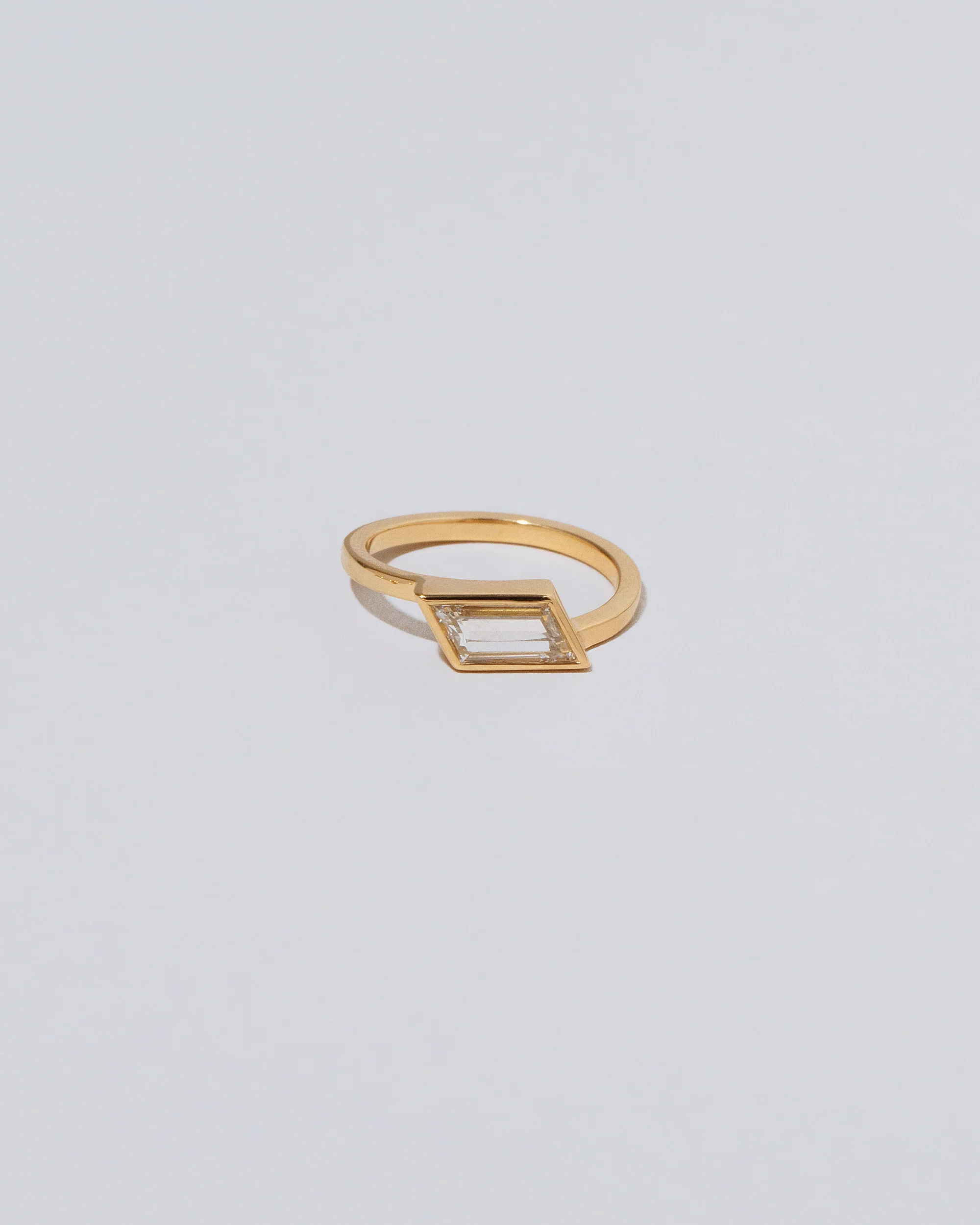 Soutenu Ring