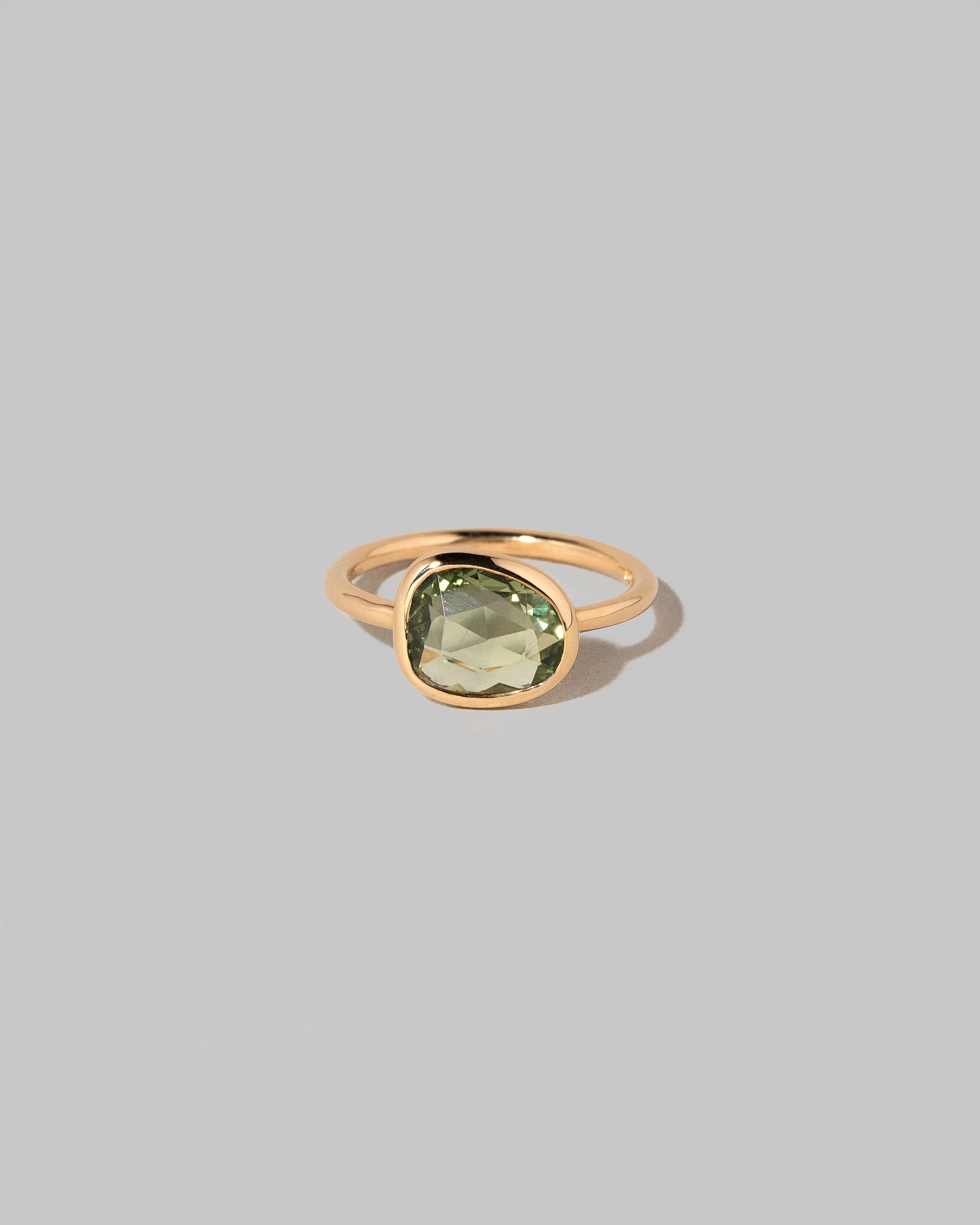 Gusher Green Sapphire Ring 004