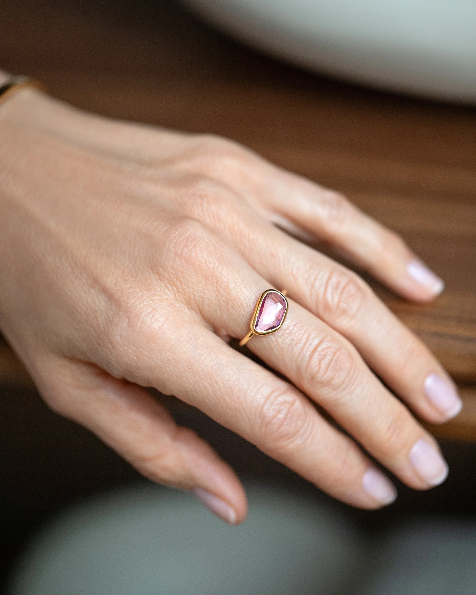 Gusher Pink Sapphire Ring 011 - Image 4