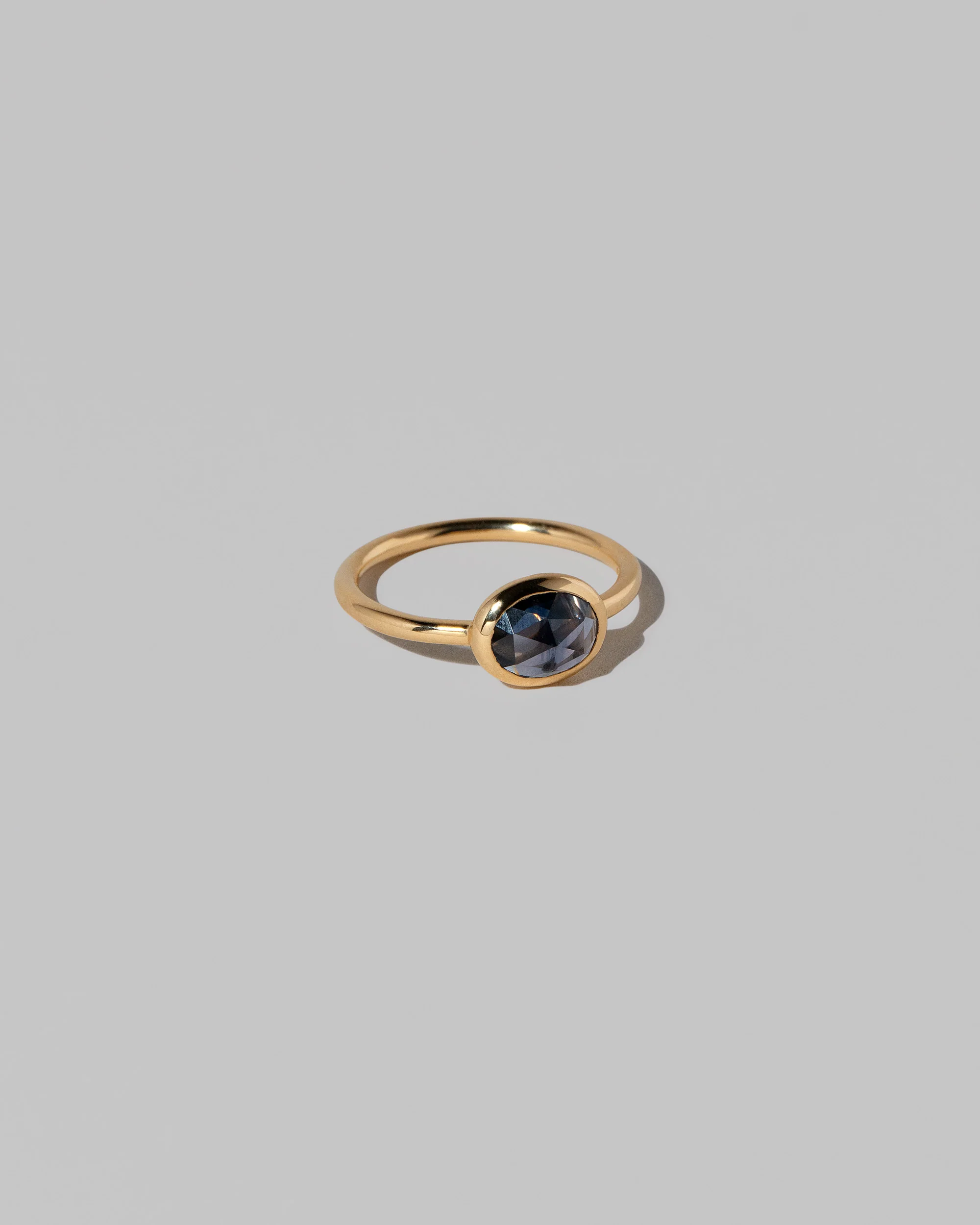 Gusher Blue Sapphire Ring 022 - Image 3