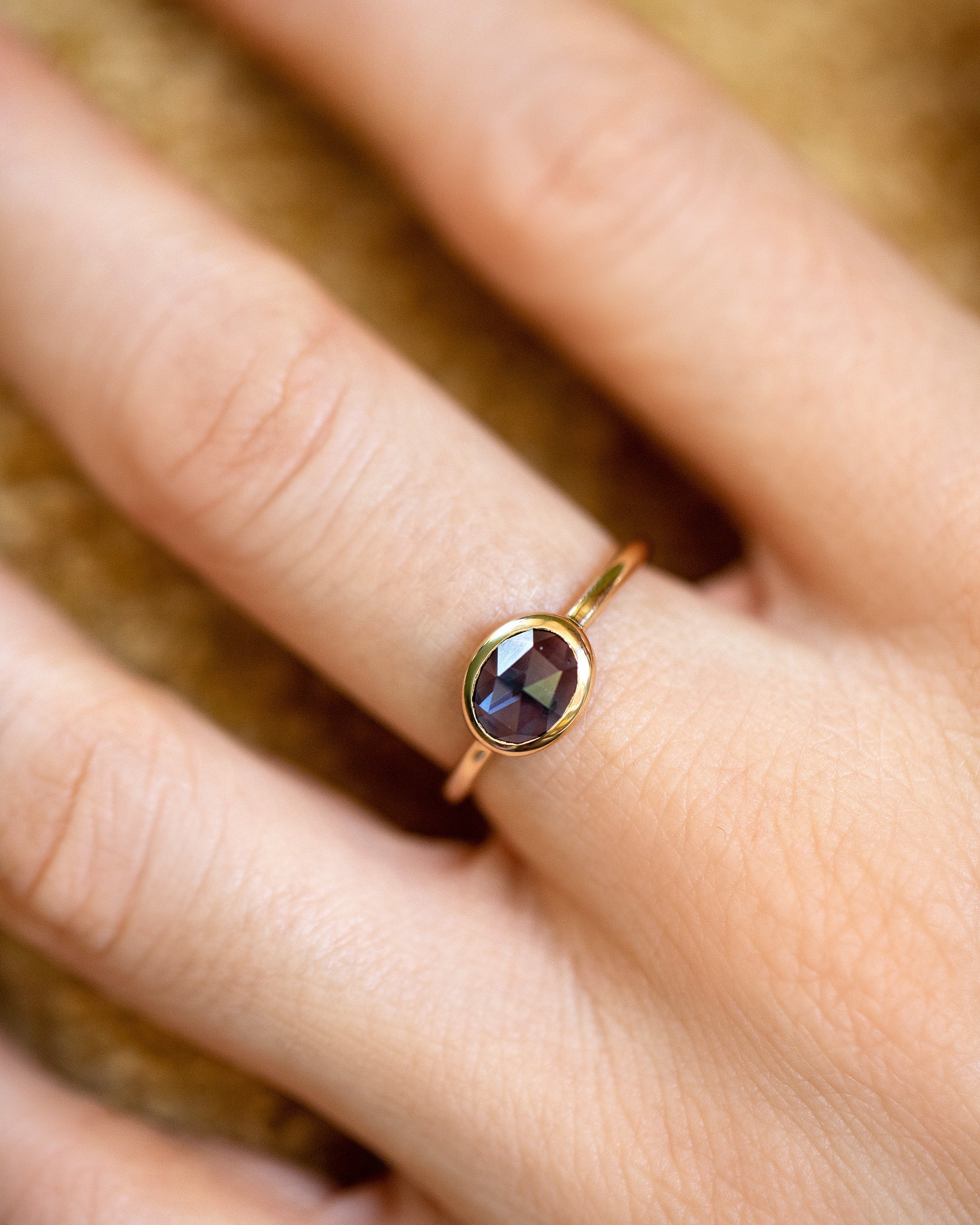 Gusher Blue Sapphire Ring 022 - Image 4