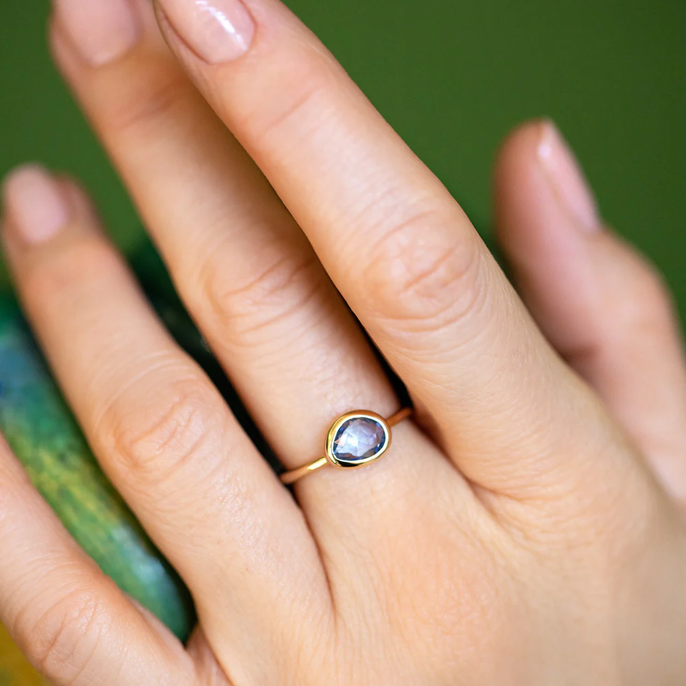 Gusher Blue Sapphire Ring 023 - Image 6