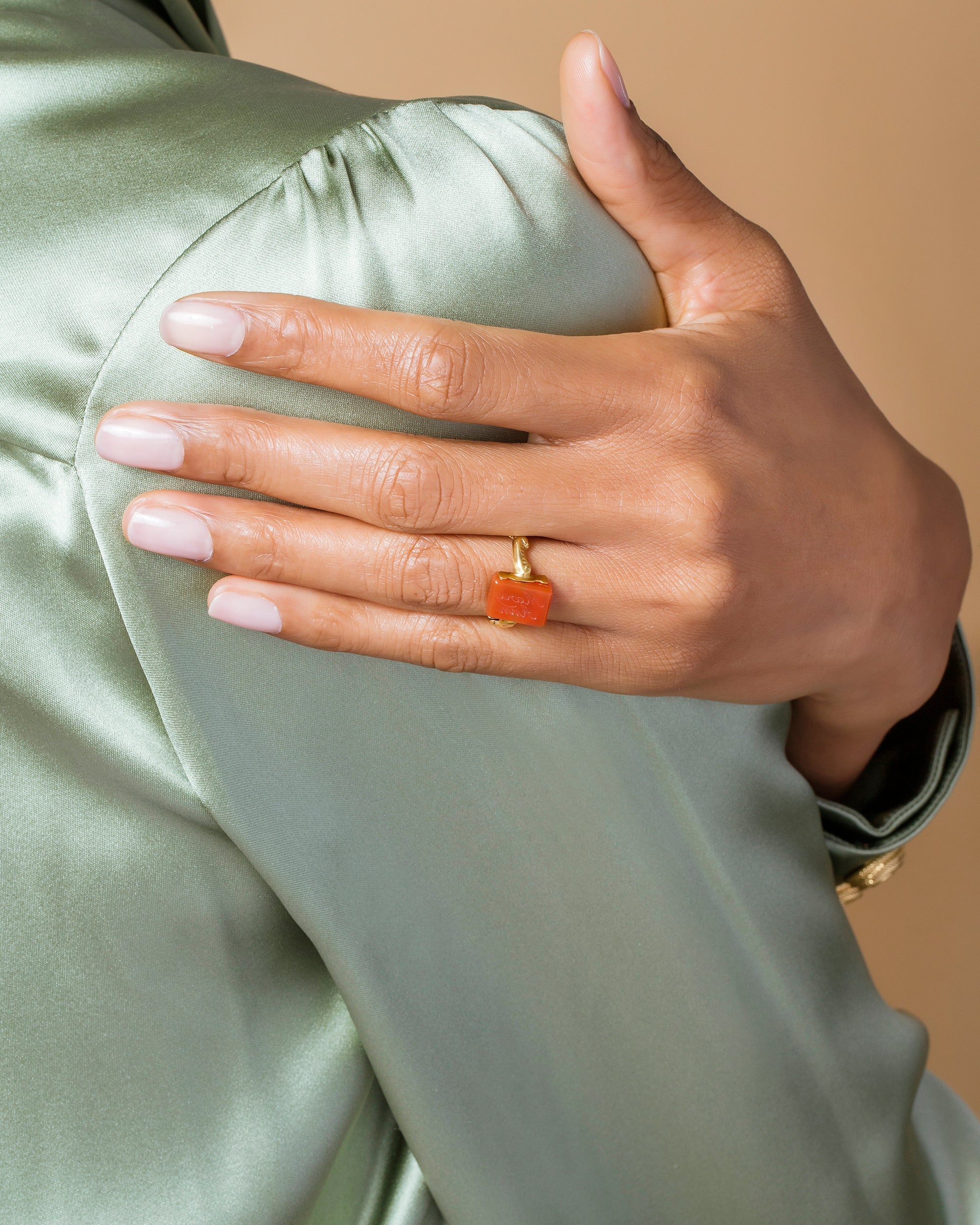 Antique Carnelian Flip Ring - Image 5