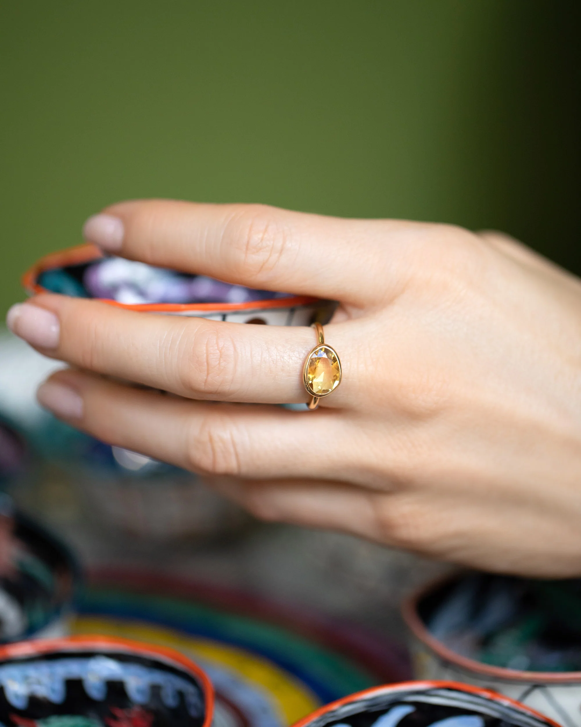 Gusher Yellow Sapphire Ring 033 - Image 5