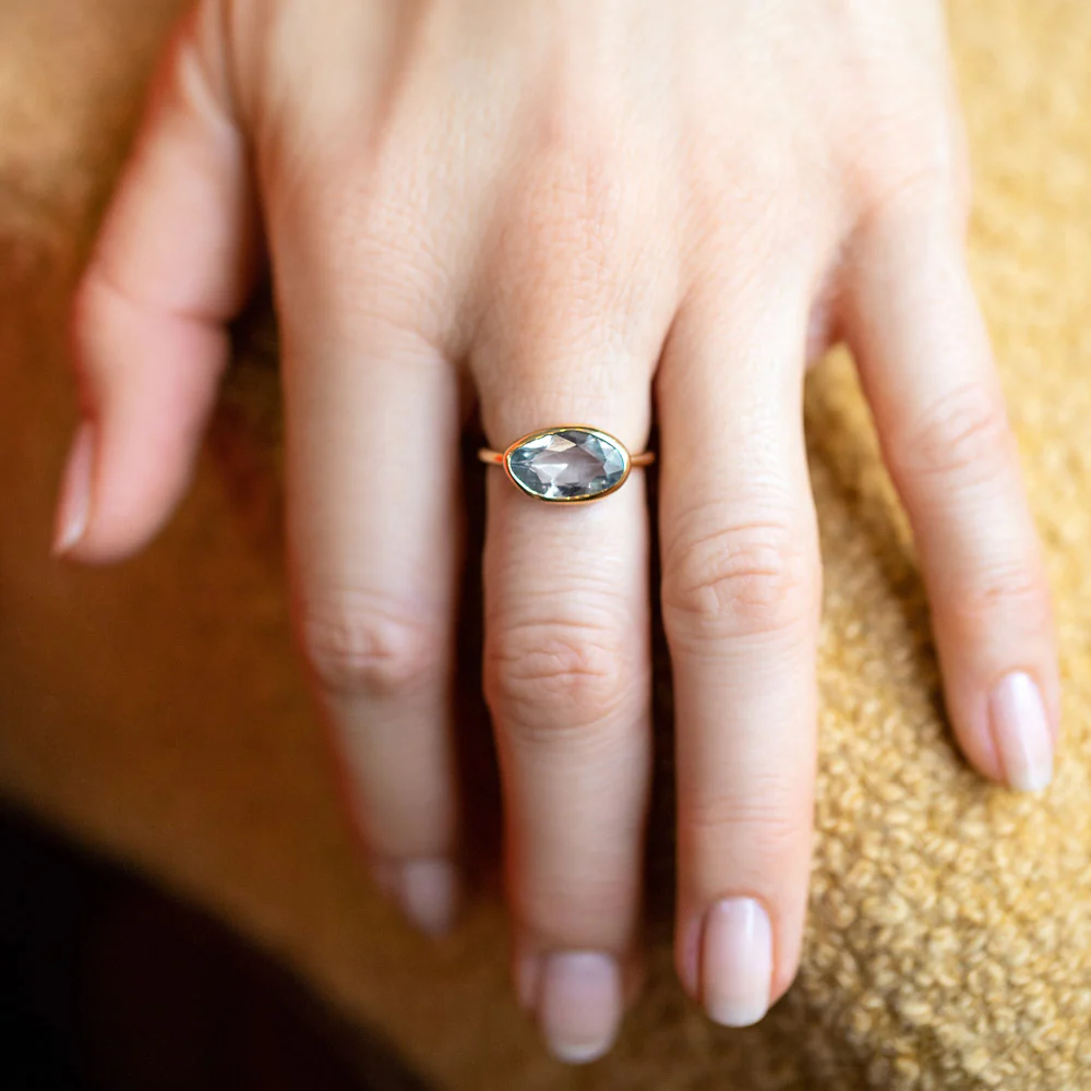 Gusher Blue Sapphire Ring 039 - Image 5