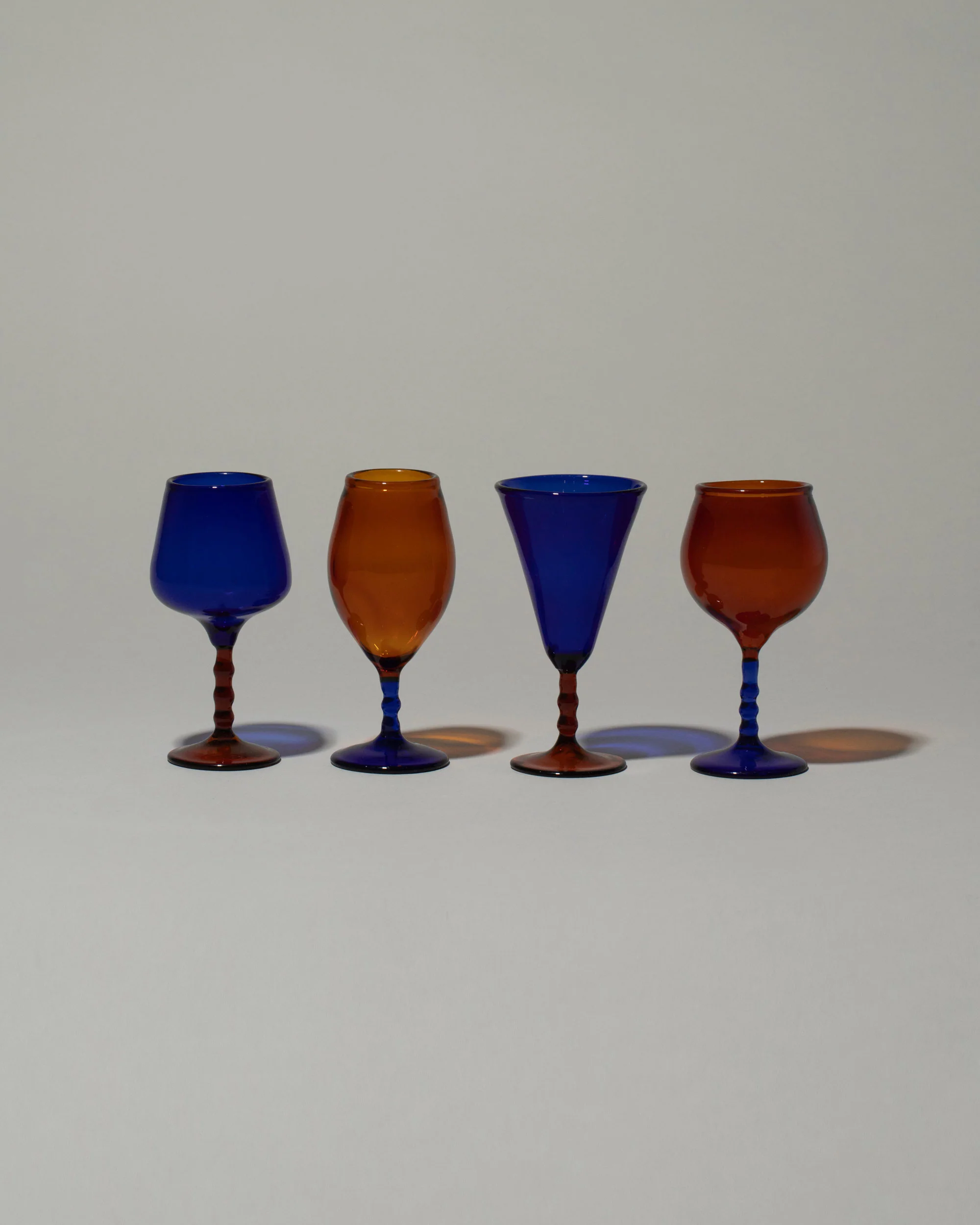 Dreamlike Liquor Glass Set - Image 3