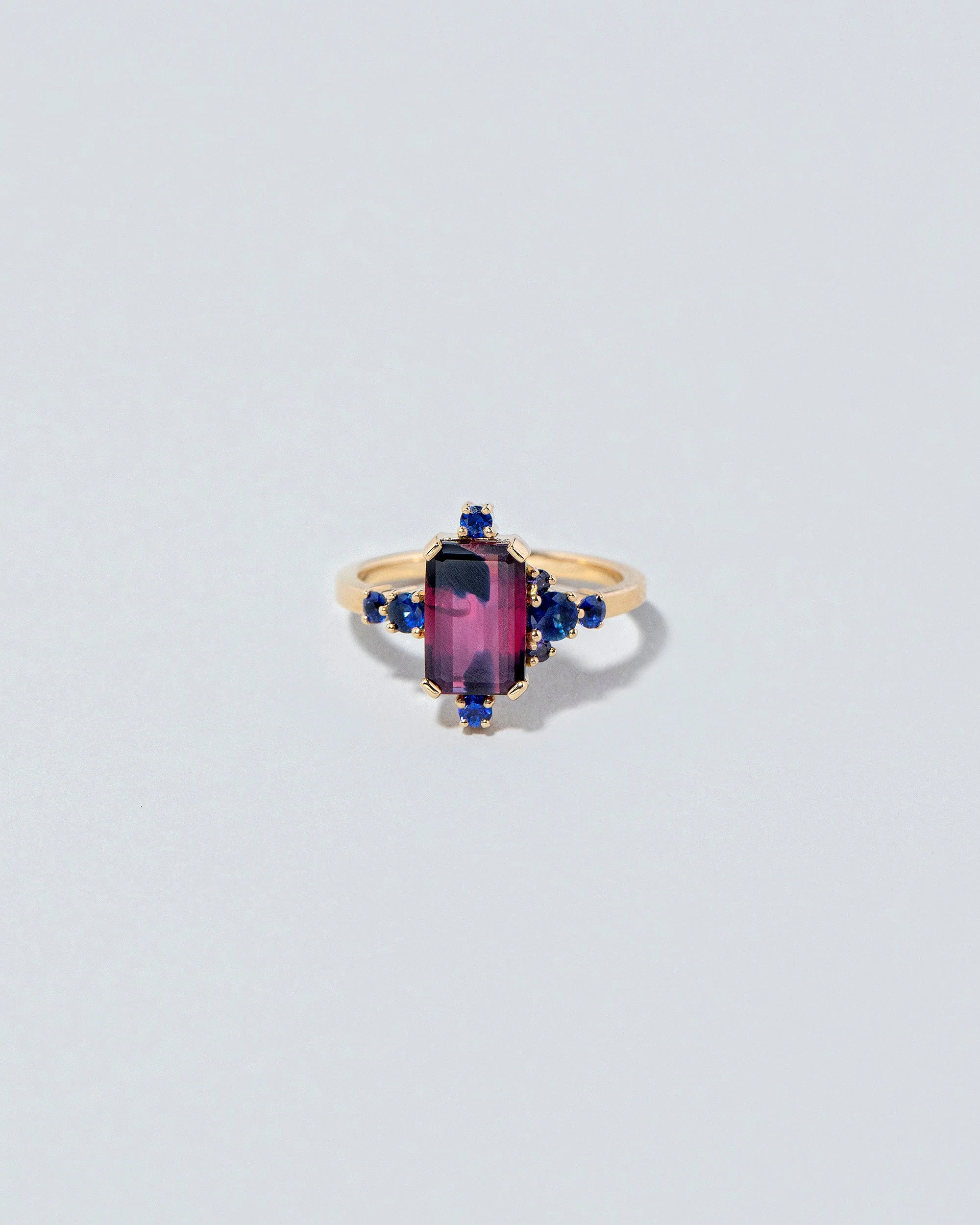 Pinnacles Ring