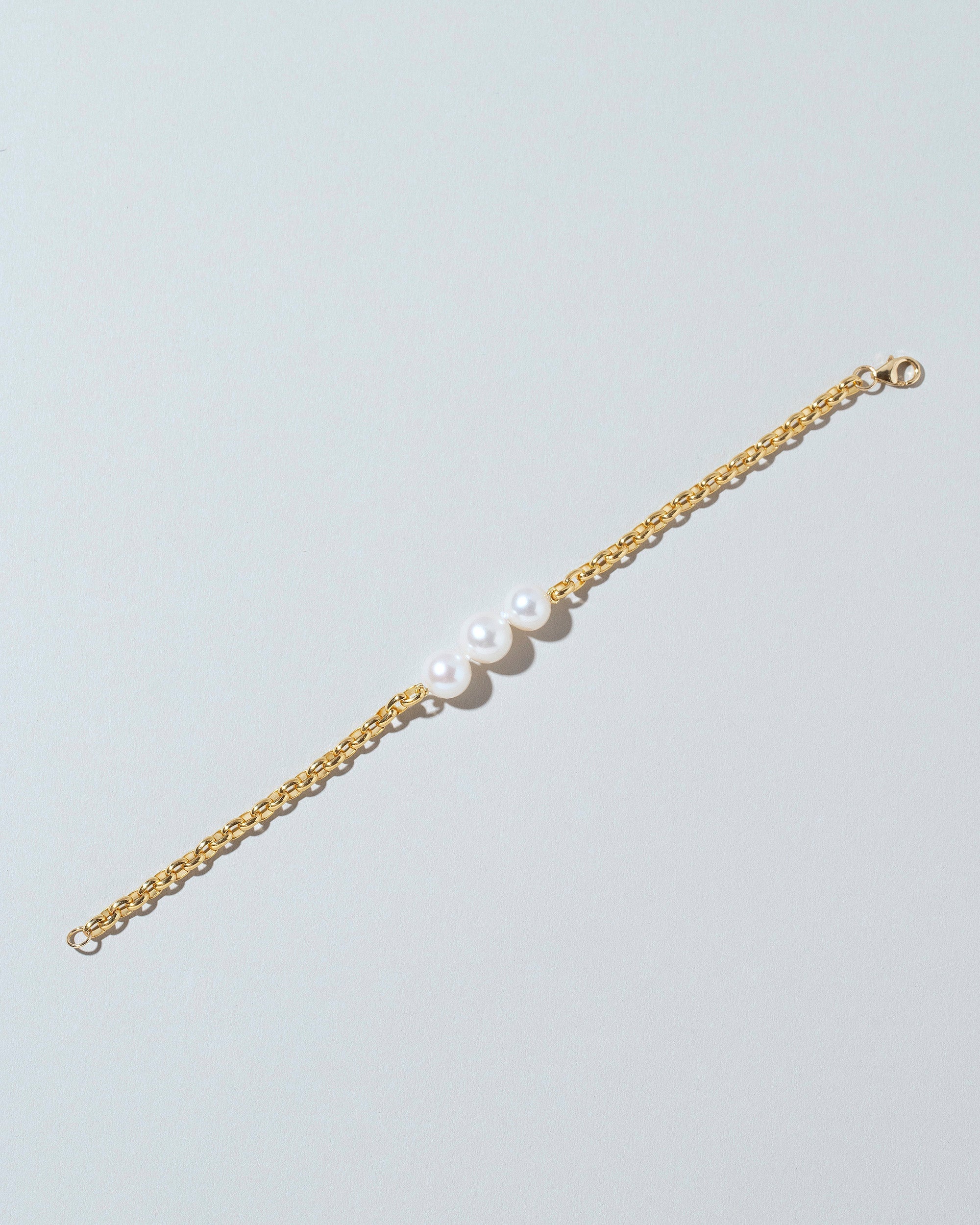 Pearl Station Bracelet Short Loop Chain - Image 3