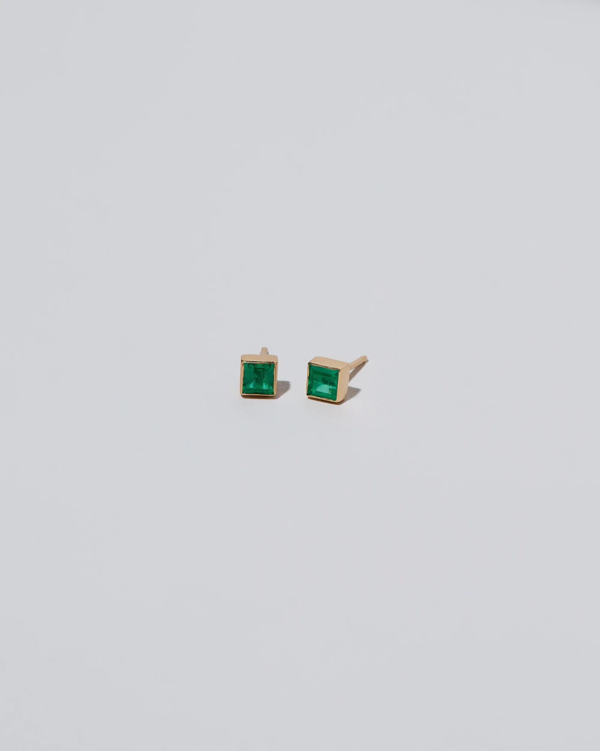 Square Frame Stud Earrings - Emerald