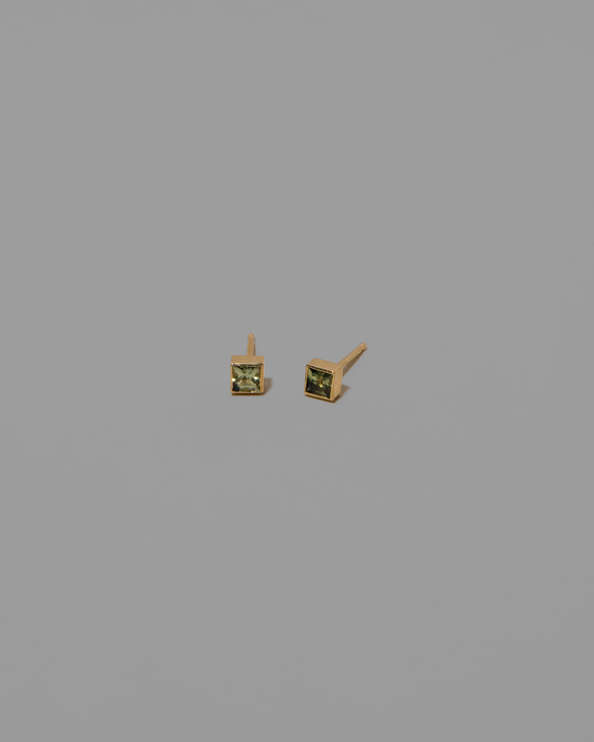 Square Frame Stud Earrings - Petite Bicolor Green Sapphire