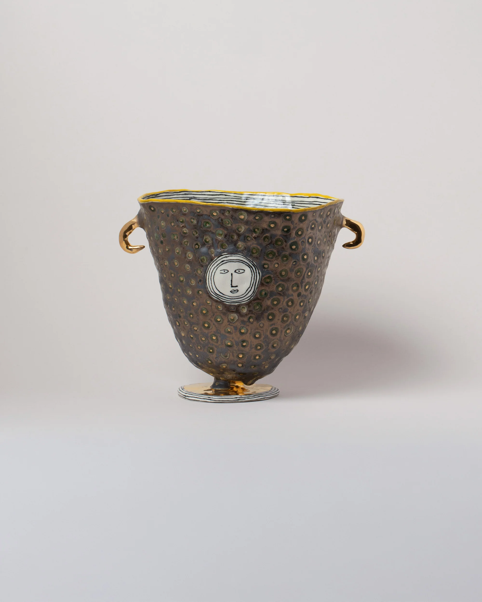 Apotropaia Expression Vessel