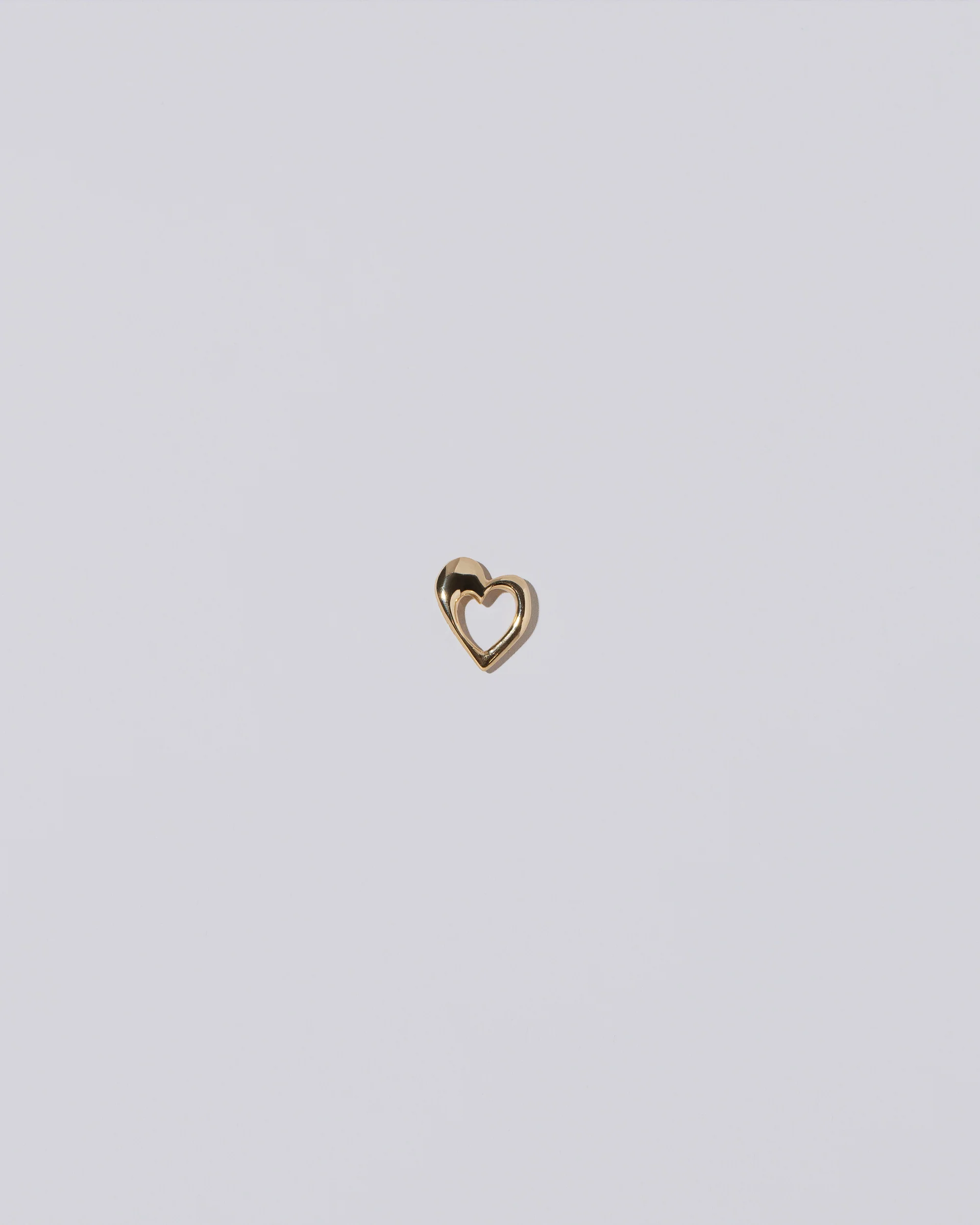 Open Thousand & One Night Heart Charm