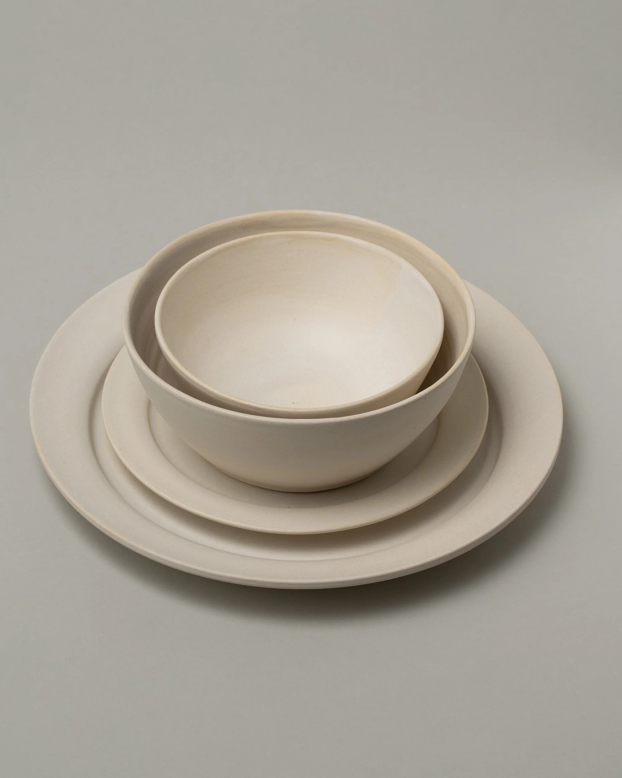 Dinner Plates Set - Image 4