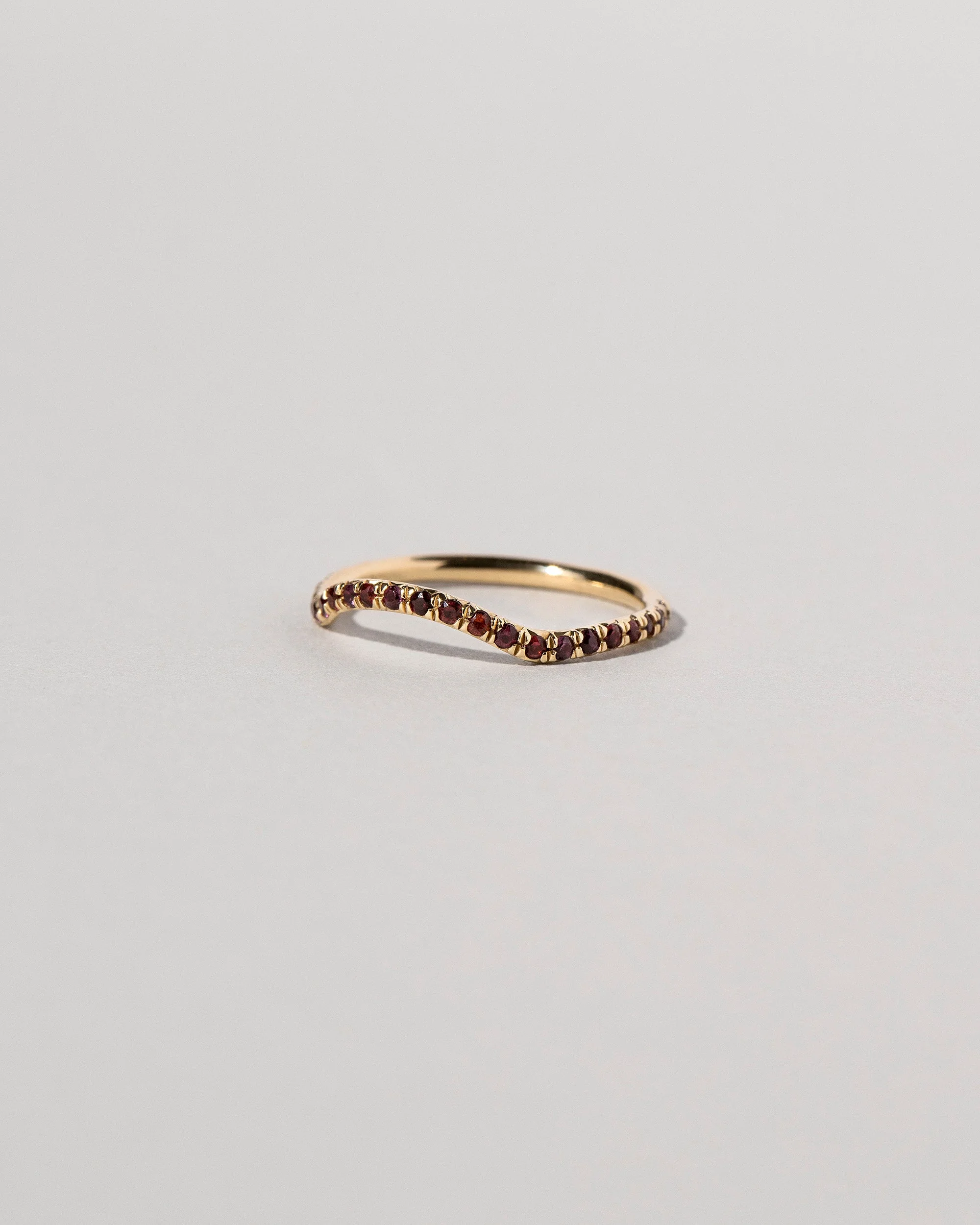 Mini Curve Band in Pavé 14k Yellow Gold with Garnets - sz6 x Vault - Image 2