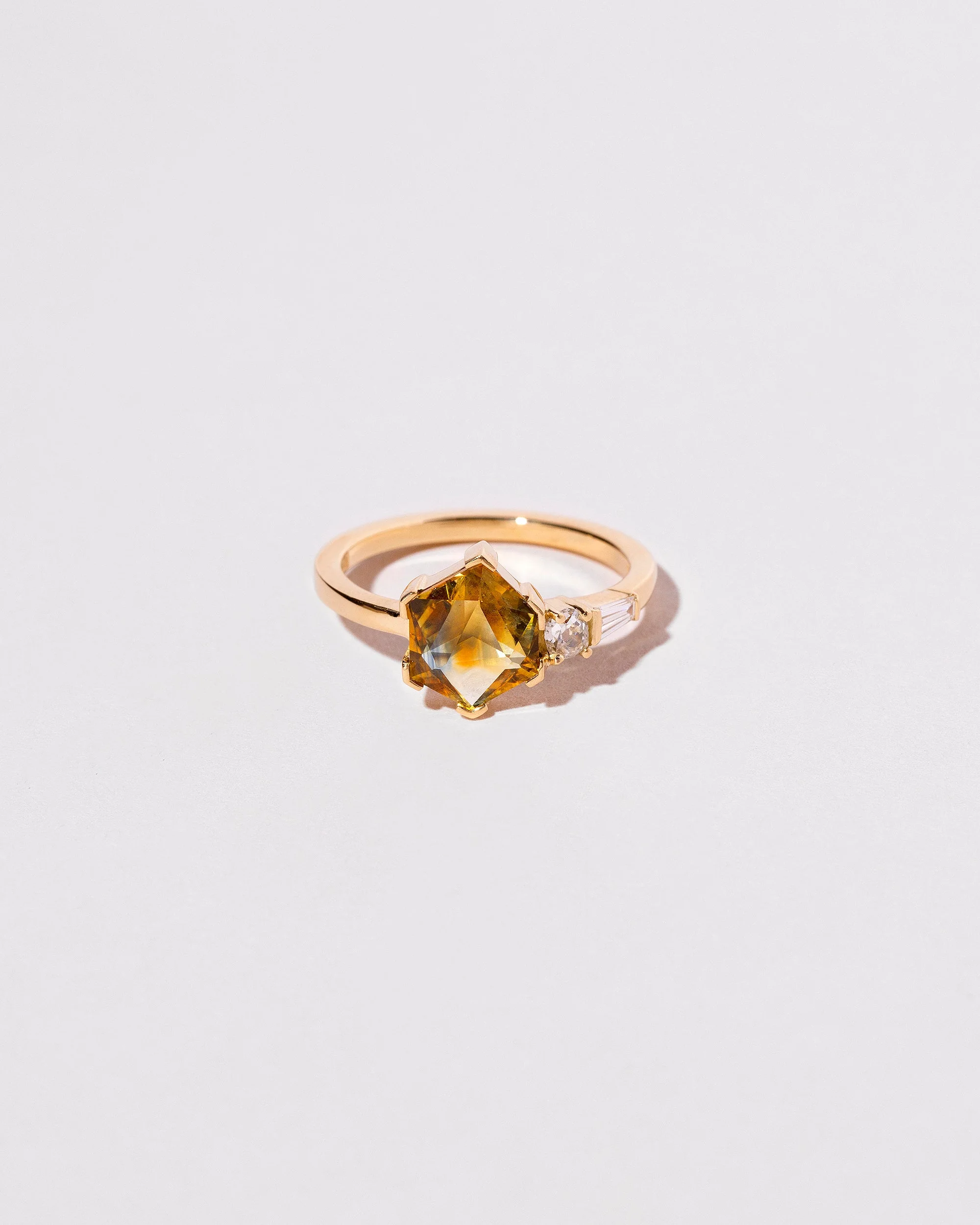 Vela Ring